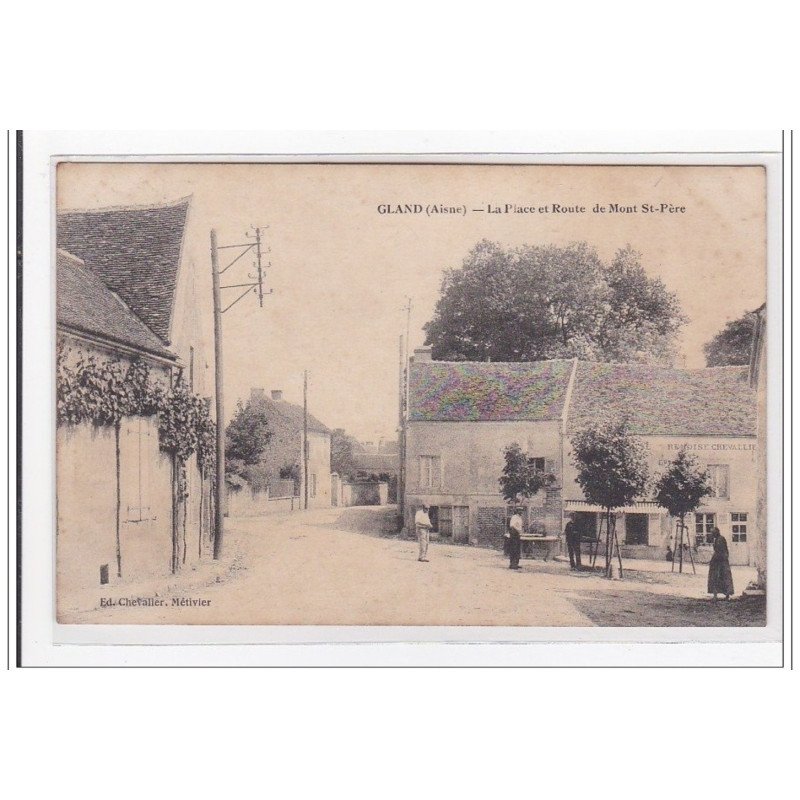 GLAND : la place et route de mont st-pere - tres bon etat