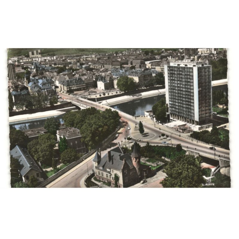 THIONVILLE: l'entrée de thionville vue aérienne 10X15 - très bon état