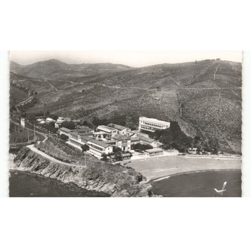 BANYULS-sur-MER: centre hélio-marin vue aérienne 10X15 - très bon état