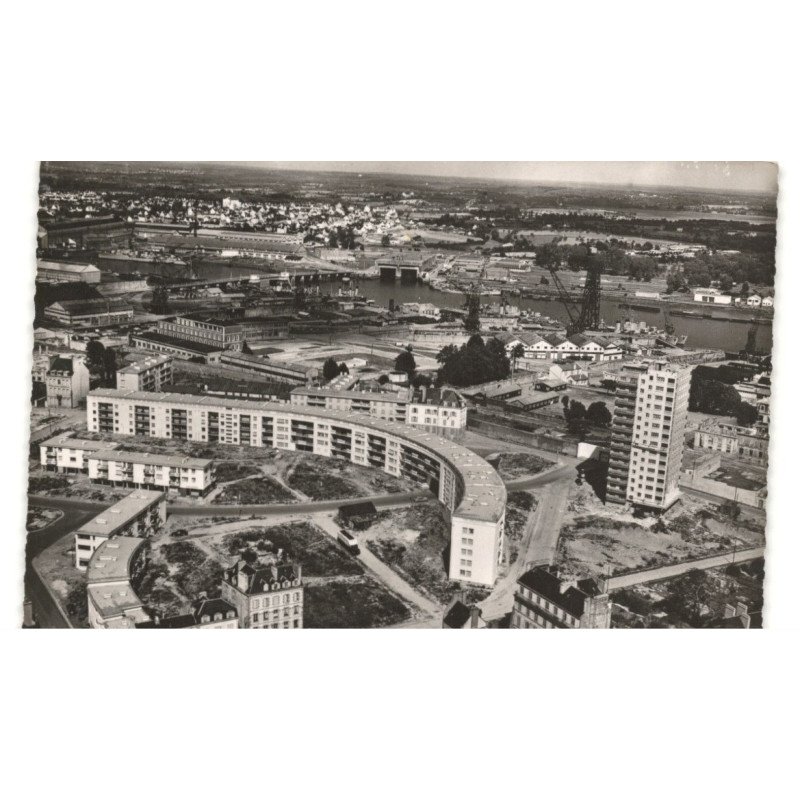 LORIENT: la banane vue aérienne 10X15 - très bon état (timbre arrache)