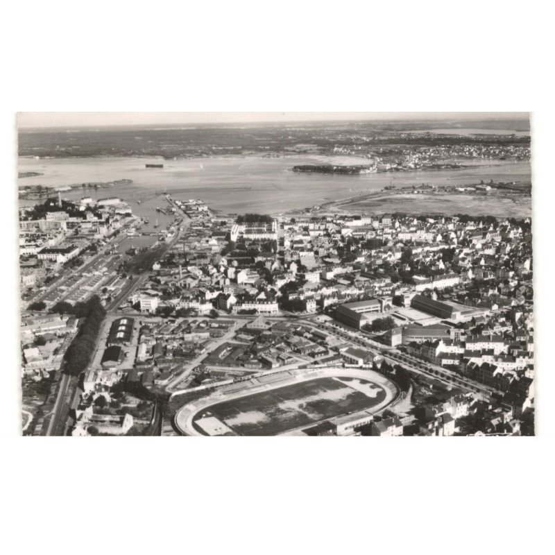 LORIENT: le parc des sports vue aérienne 10X15 - très bon état