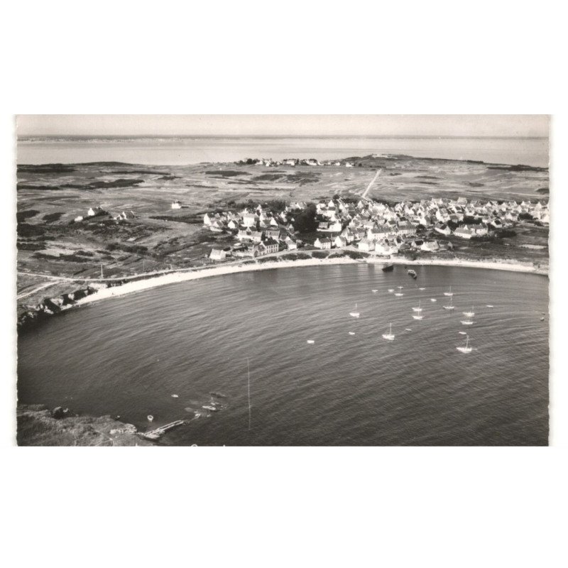 ILE DE GROIX: locmaria-port vue aérienne 10X15 - très bon état