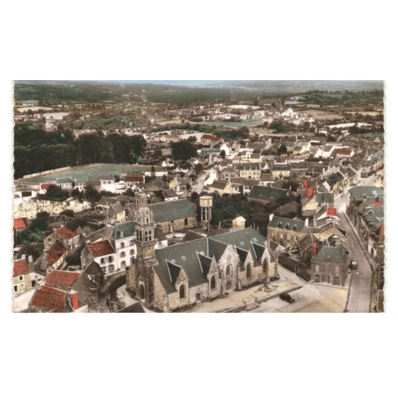 GOURIN: l'église et rue jacques-rodalle vue aérienne 10X15 - très bon état