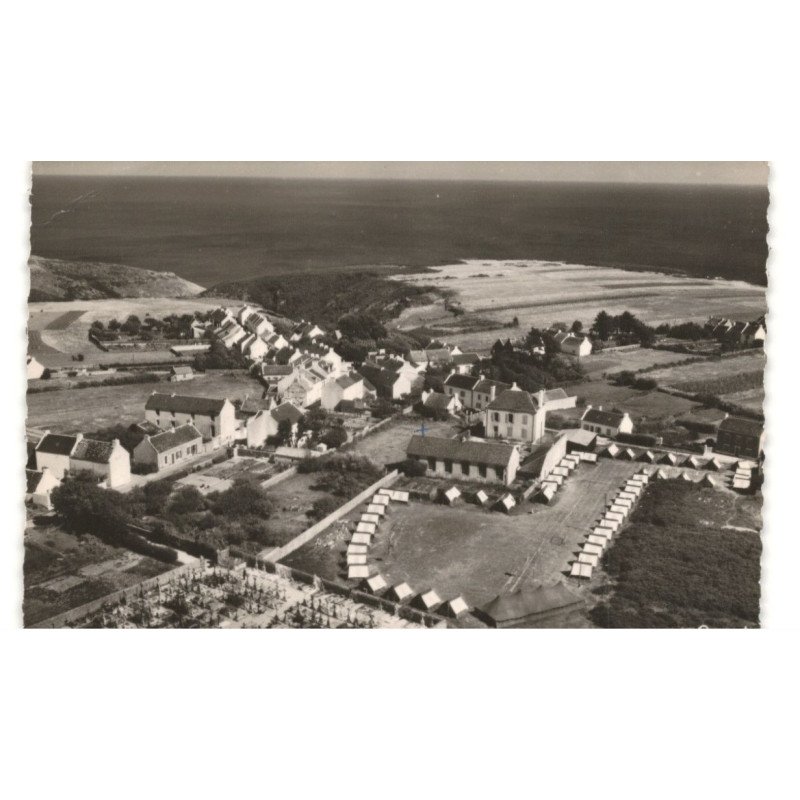 BELLE-ILE-en-MER: LOCMARIA: vue générale et le camping vue aérienne 10X15 - très bon état