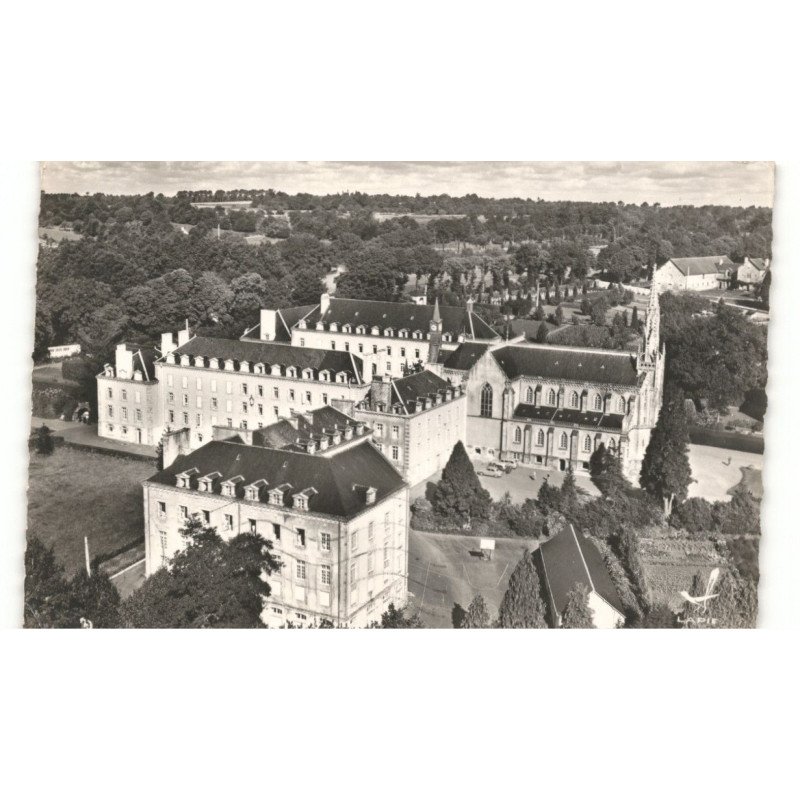 LOCMINE: maison-mère des filles de jésus saint-joseph de kermaria, vue générale vue aérienne 10x15 - très bon état