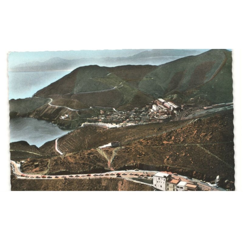 CERBERE: douane franco-espagnole, vue sur port-bou et la costa-brava vue aérienne 10X15 - très bon état