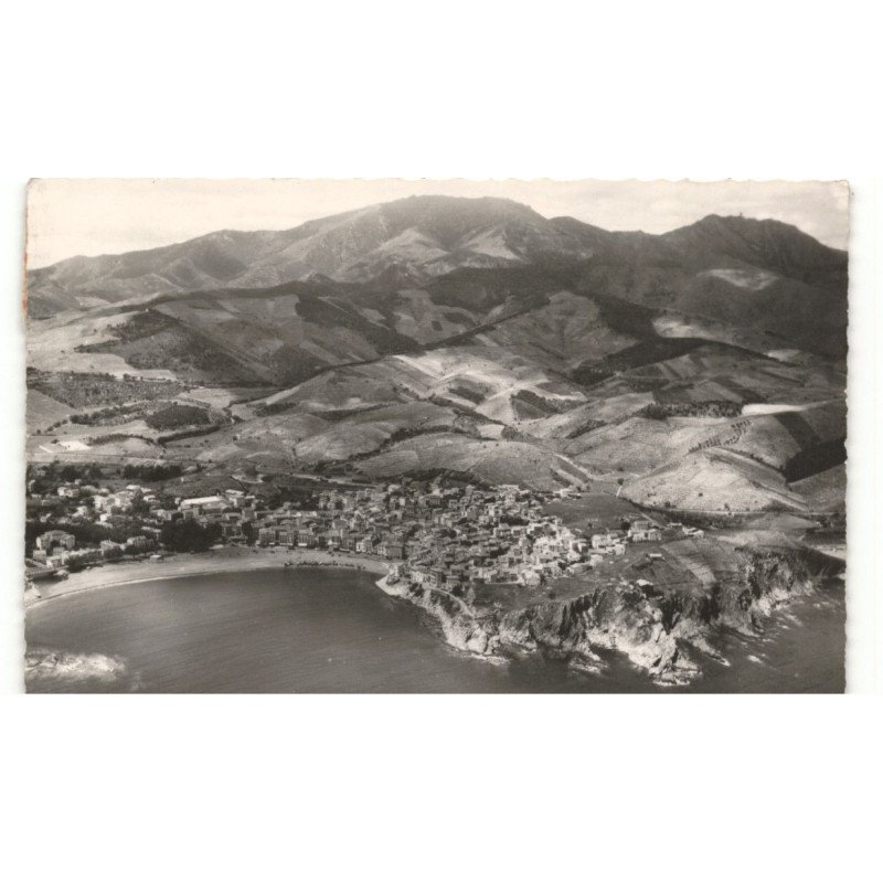 BANYULS: côte vermeille vue générale et la plage vue aérienne 10X15 - très bon état