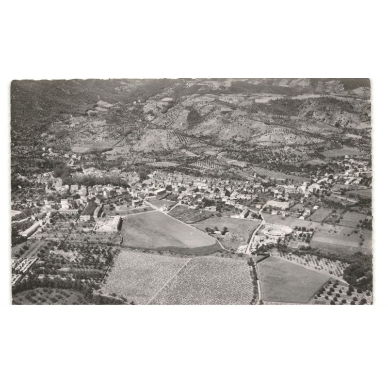 CERET: panoramique au 1er plan les arènes vue aérienne 10X15 - très bon état