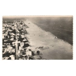 CANET-PLAGE: vue panoramique sur l'immense plage vue aérienne 10X15 - état (déchirrée au dos)