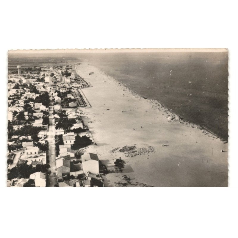 CANET-PLAGE: vue panoramique sur l'immense plage vue aérienne 10X15 - état (déchirrée au dos)