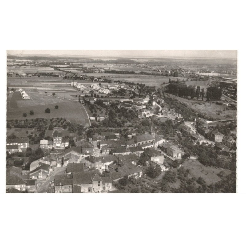 VITRY-sur-ORNE: vue panoramique vue aérienne 10X15 - très bon état (timbre arraché)
