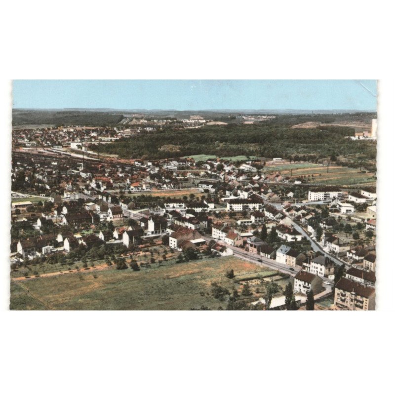 STIRING-WENDEL: vue générale: vue aérienne 10X15 - très bon état