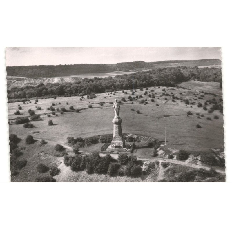 HAYANGE: vierge, monument, statue, vue aérienne 10x15 - très bon état