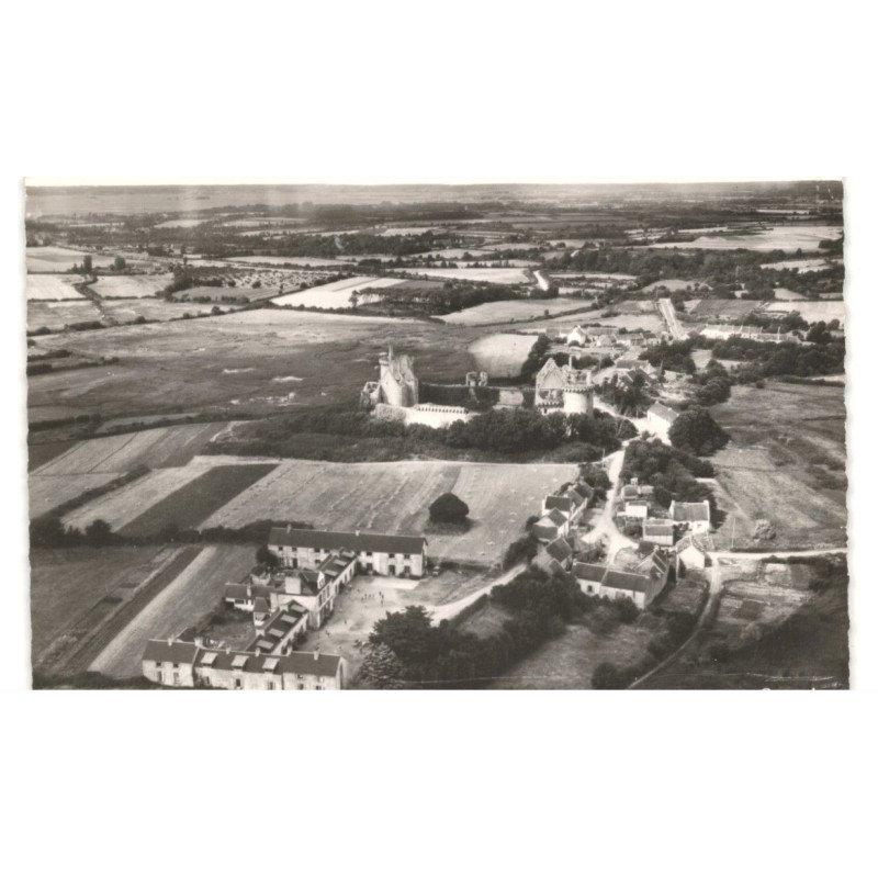 SUSCINIO: la maison familiale de suscinio et le château vue aérienne 10X15 - très bon état