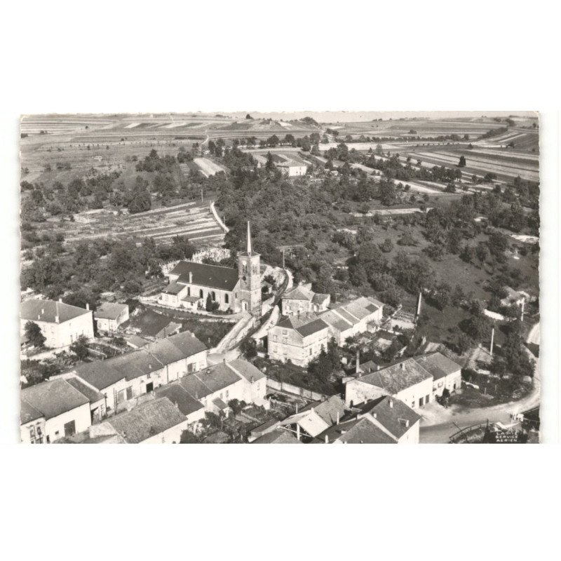 BAMBIDERSTROFF: quartier de l'église vue aérienne 10X15 - très bon état
