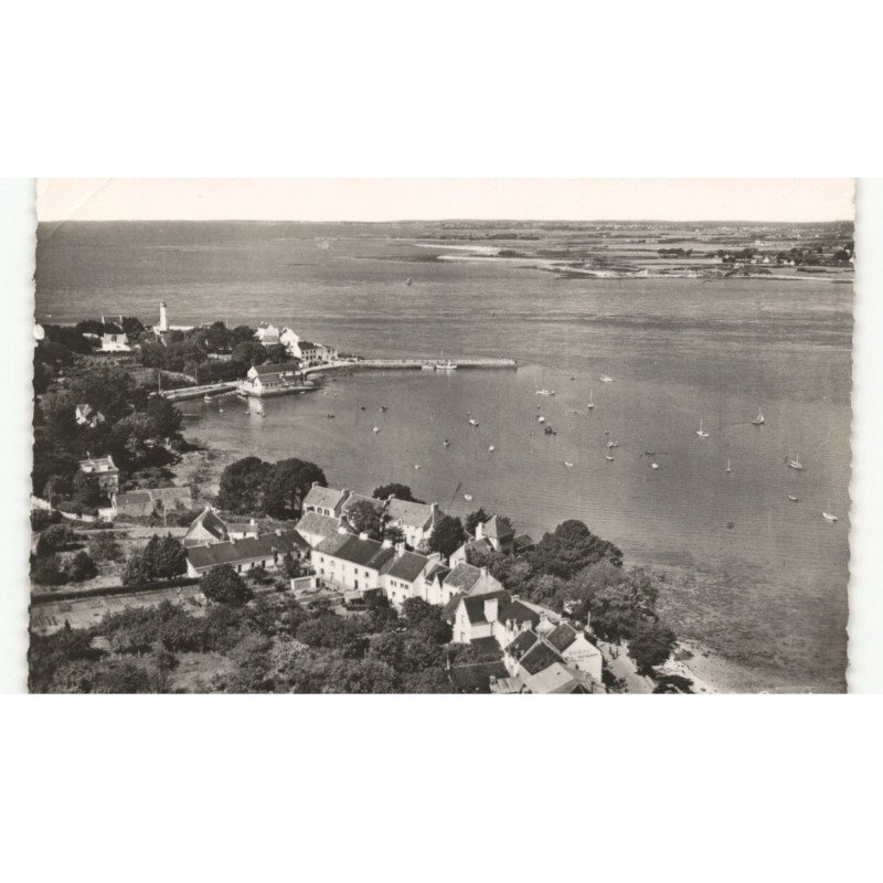 PORT-NAVALO: le port, le phare et l'océan vue aérienne 10X15 - état