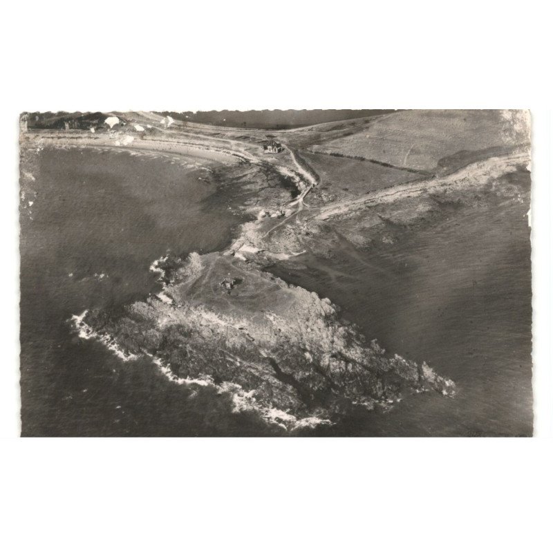 PENVINS: la pointe de penvins et la chapelle notre-dame vue aérienne 10X15 - très bon état