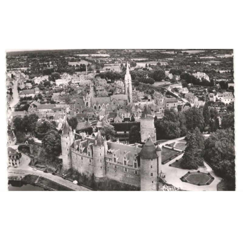 JOSSELIN: le canal, le château et ses jardins, le centre de la ville et l'église vue aérienne 10X15 - très bon état