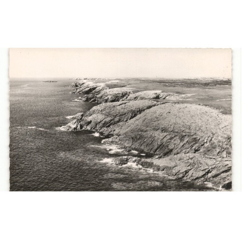 PRESQU'ILE DE QUIBERON: la côte sauvage devant kerné vue aérienne 10X15 - très bon état