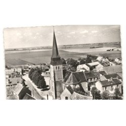 YMONVILLE: l'église vue aérienne 10x15 - très bon état