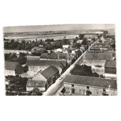 YMONVILLE: la route nationale vers chartres vue aérienne 10x15 - très bon état