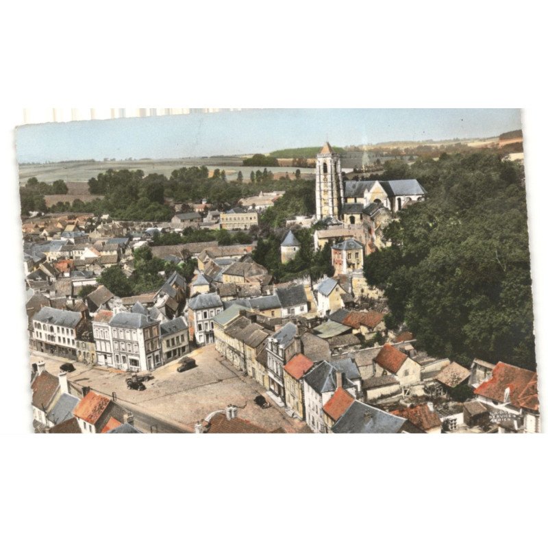 DOMART: la place (l'ancienne place des halles) vue aérienne 10x15 - très bon etat