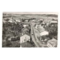 GROSTENQUIN: la rue principale vue aérienne 10X15 - état