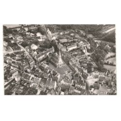 LA ROCHE-BERNARD: l'église et la place vue aérienne 10X15 - très bon état