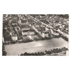PONTIVY: place A. Briand le palais de justice et l'église notre-dame-de-joie vue aérienne 10X15 - très bon état