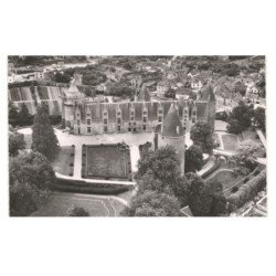 JOSSELIN: l'intérieur de la cour du château vue aérienne 10X15 - très bon état