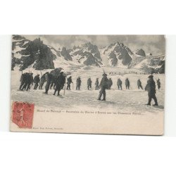 MILITAIRE CHASSEURS ALPINS: massif du pelvoux, ascension du glacier d'arsine par les chasseurs alpins - très bon état