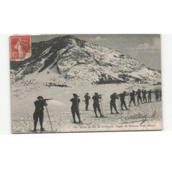 MILITAIRE CHASSEURS ALPINS: école de ski de briançon, ligne de skieurs tirant debout - très bon état
