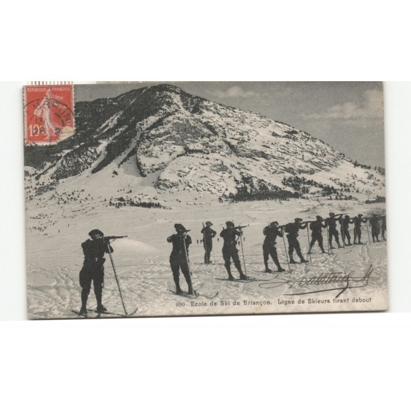 MILITAIRE CHASSEURS ALPINS: école de ski de briançon, ligne de skieurs tirant debout - très bon état