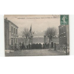 MILITAIRE CHASSEURS ALPINS: grenoble, la caserne des chasseurs alpins et la chaine des alpes - très bon état