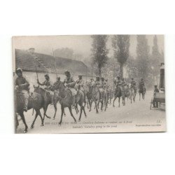 MILITAIRES: Indes, Hindou, Sikh, guerre 1914 cavalerie indienne se rendant sur le front - très bon état