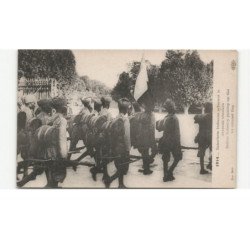 MILITAIRES: Indes, Hindou, Sikh, infanterie indienne arborant le drapeau tricolore - très bon état