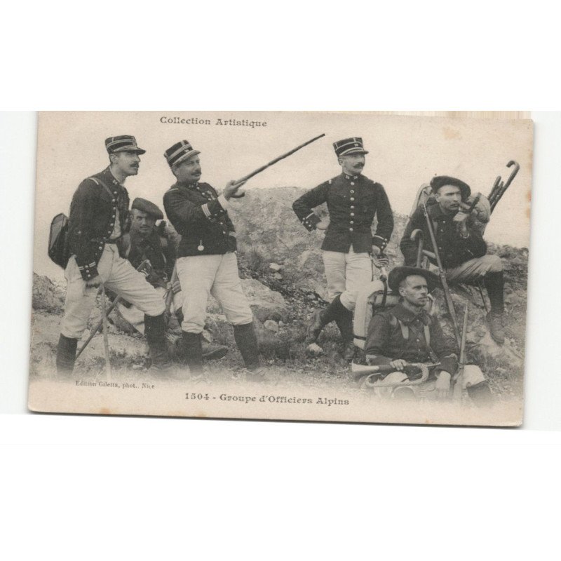 MILITAIRES CHASSEURS ALPINS: groupe d'officiers - très bon état