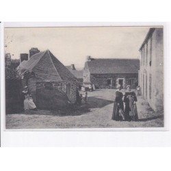 POULLAOUEN: une rue - très bon état
