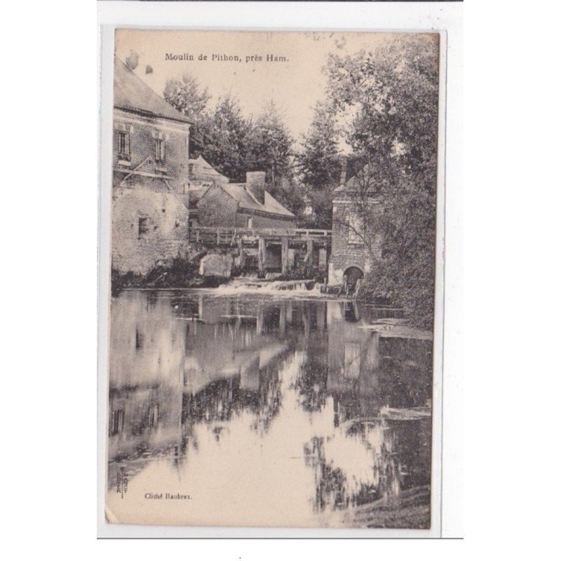 PILHON : moulin - tres bon etat