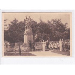BOLLENE: réunion au monument aux morts 1914-1918 - très bon état