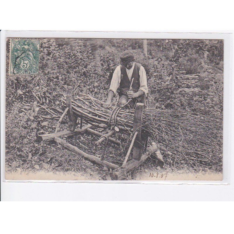 CALVADOS: bûcheron dans les bois - très bon état