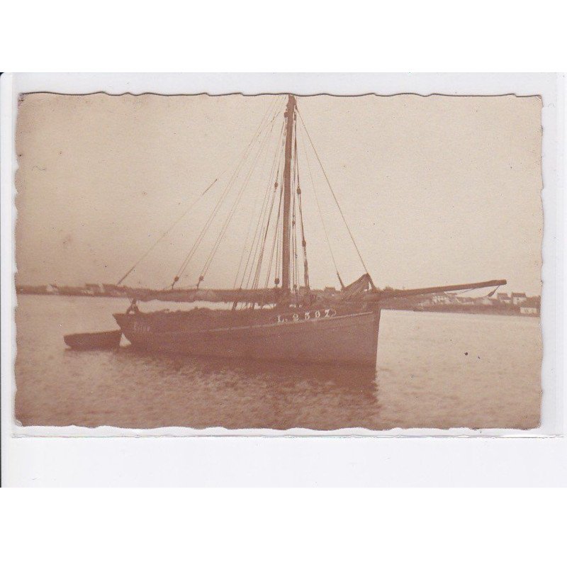 environs de LORIENT: bateau vue aérienne 10x15 - très bon état