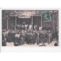 NEUILLY-sur-SEINE: la fête de neuilly, marseille, rare en couleur, personnages sur une scène, vélo - très bon état