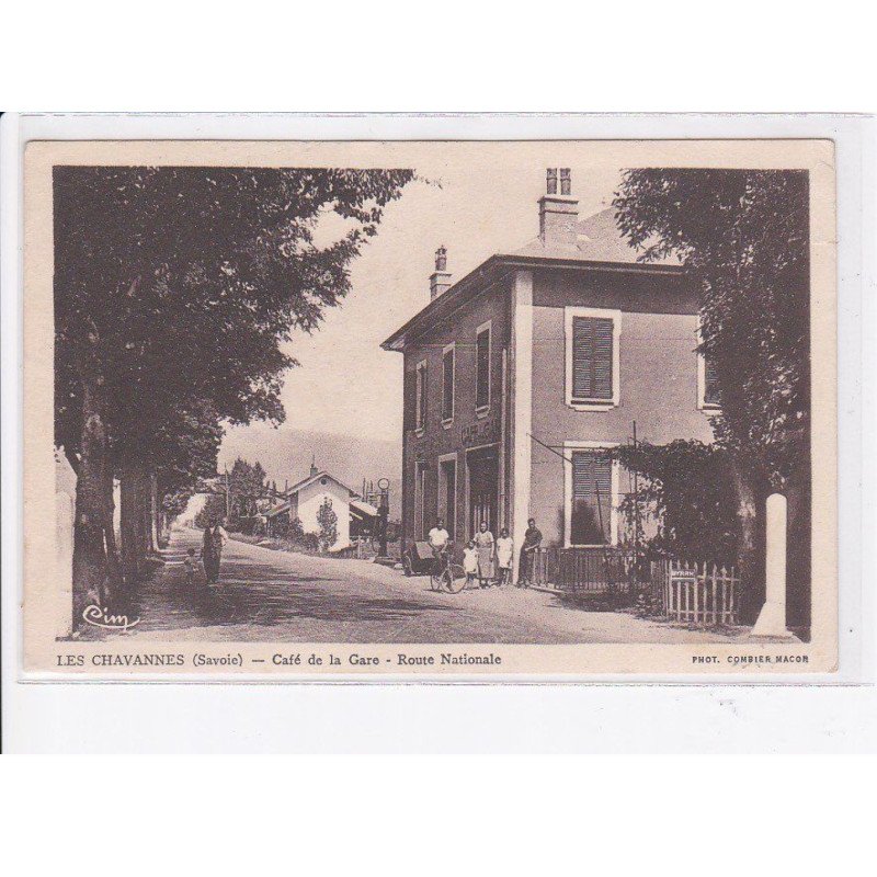 LES CHAVANNES: café de la gare, route nationale - état