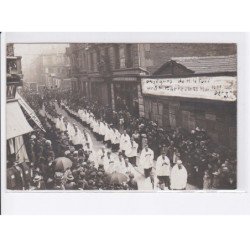SAINT-ETIENNE: chocolat menier, procession, événement - très bon état