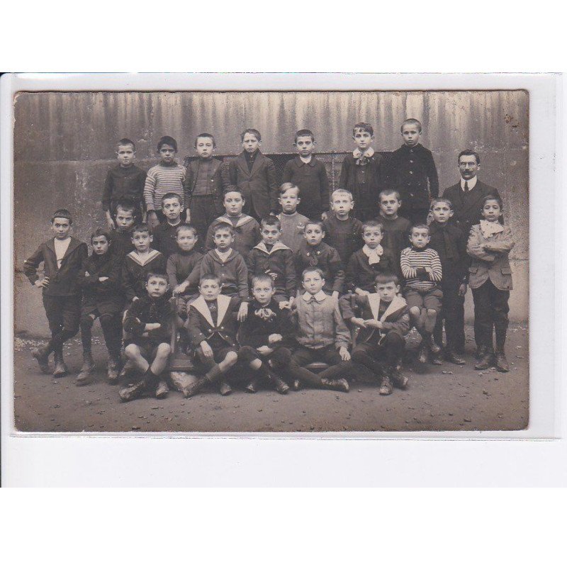 LYON: école rue de condé, 69002, groupe d'enfant - très bon état