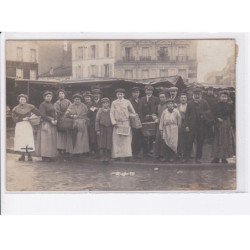 NEUILLY-sur-SEINE: place du marché - très bon état