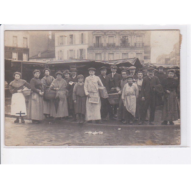 NEUILLY-sur-SEINE: place du marché - très bon état
