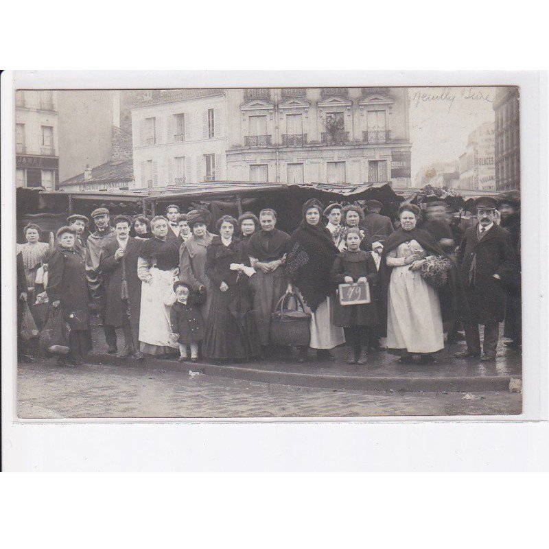NEUILLY-sur-SEINE: place du marché - très bon état