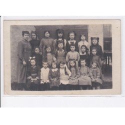 PREMIAN: école - très bon état
